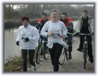 DZ221 * 640 x 480 * (121KB)